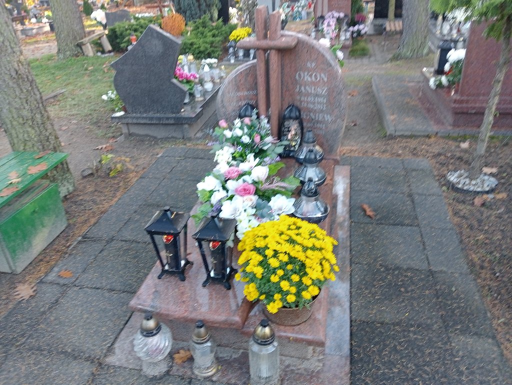 Grób KAZIMIERZ OKOŃ