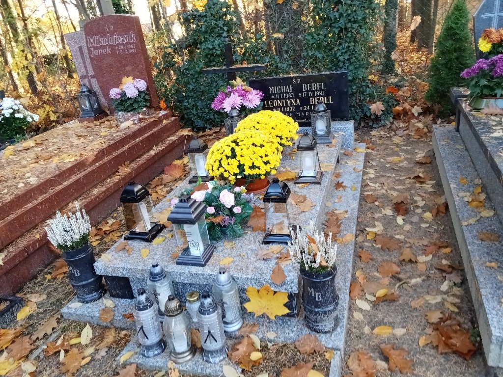 Grób LEONTYNA BEBEL
