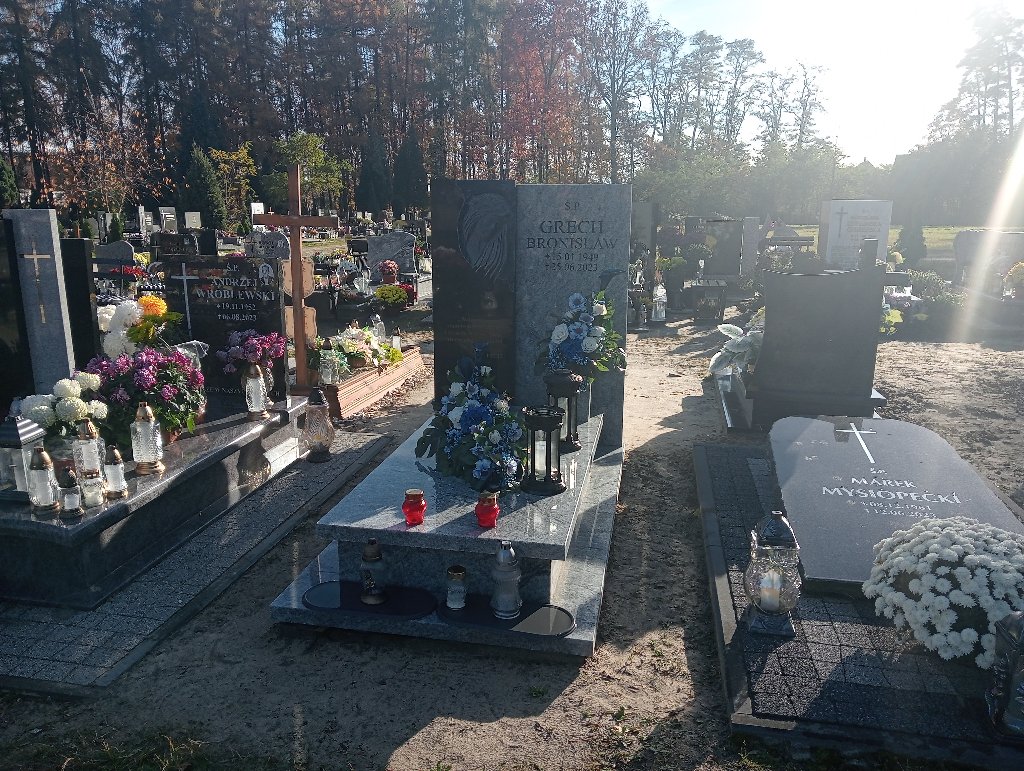 Grób KAZIMIERA GRECH