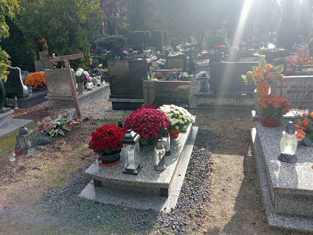 Grób ZENONA KRAWCZYŃSKA