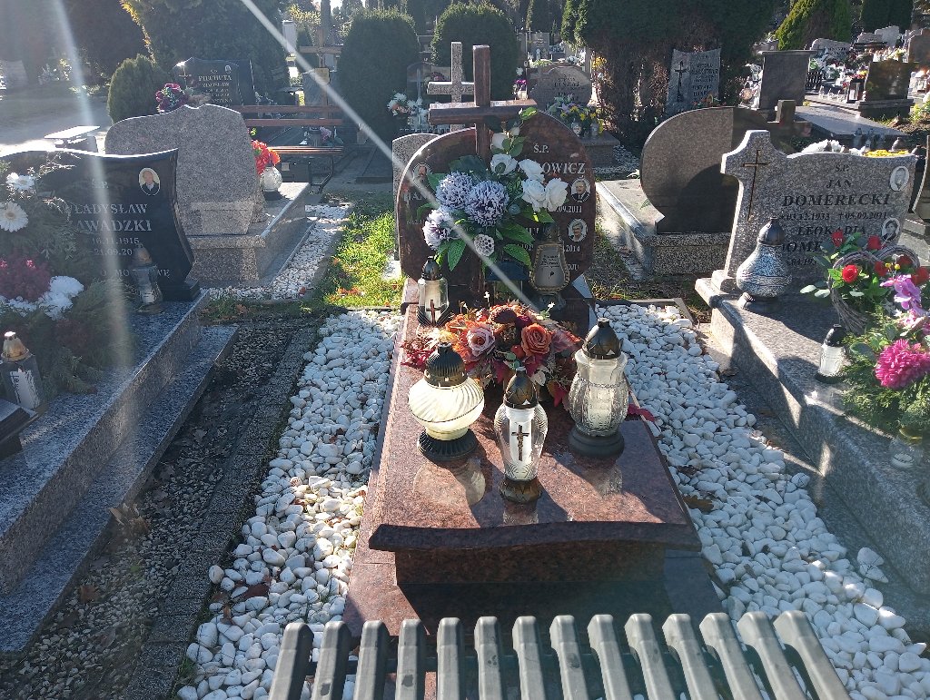 Grób JULIA KOZUBOWICZ